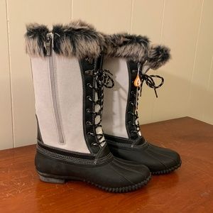 NWOT Women's Sporto Natasha Winter Boots, Size 8